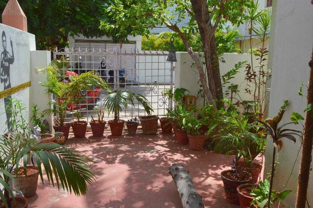 La Maison Blanche Hotel Puducherry Eksteriør billede
